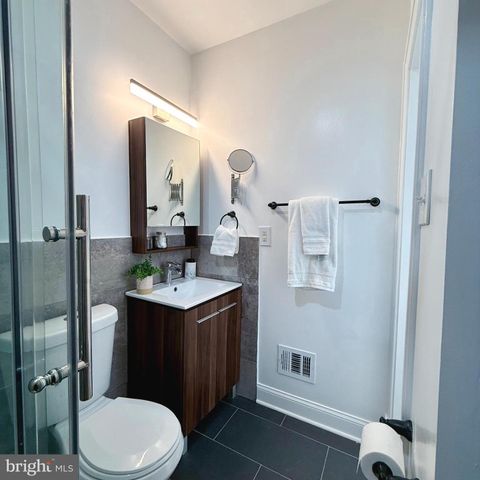1113 HOLBROOK TER NE, Washington, DC 20002