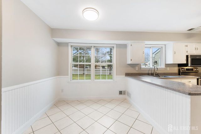 46 Parker Road, Plainsboro, NJ 08536