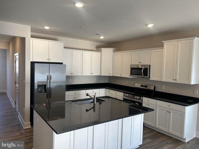 10619 GREAT BASIN PL, White Plains, MD 20695