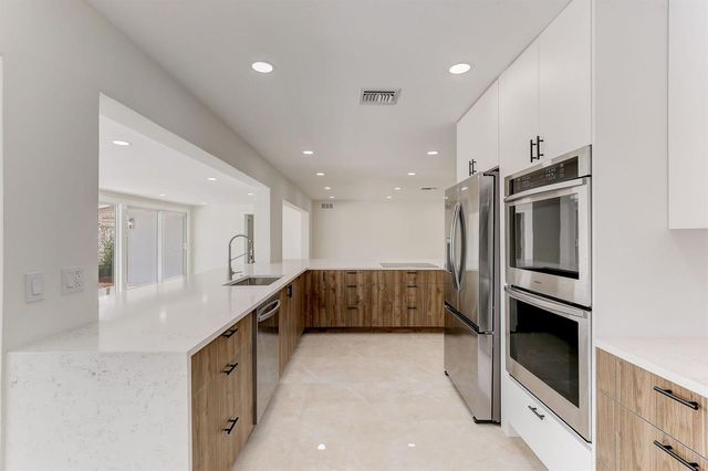 5591 NE 29th Avenue, Fort Lauderdale, FL 33308