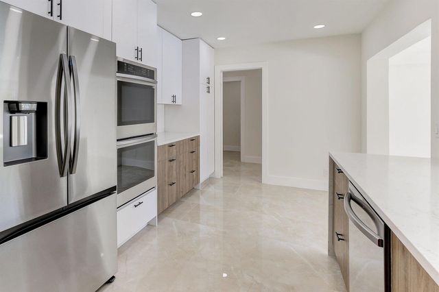 5591 NE 29th Avenue, Fort Lauderdale, FL 33308