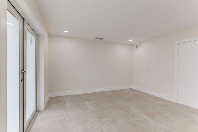 5591 NE 29th Avenue, Fort Lauderdale, FL 33308