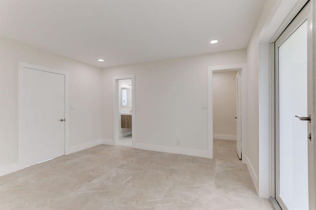 5591 NE 29th Avenue, Fort Lauderdale, FL 33308