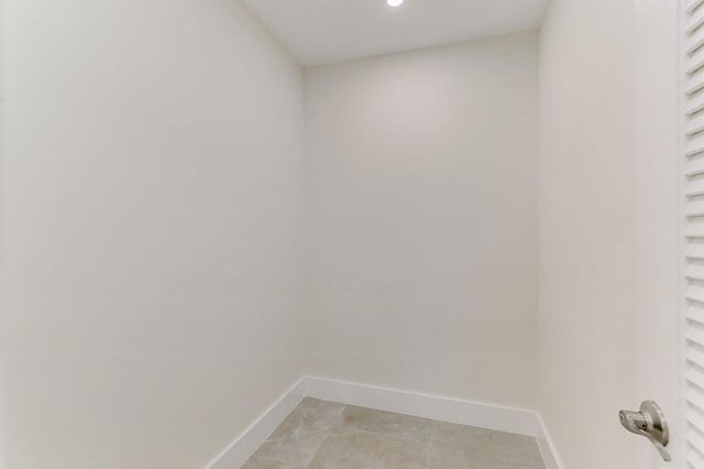 5591 NE 29th Avenue, Fort Lauderdale, FL 33308