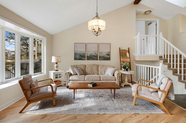 15255 Flag Avenue S, Prior Lake, MN 55372