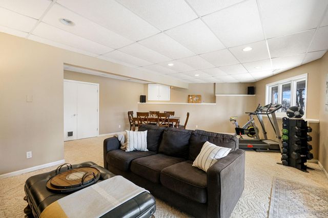 15255 Flag Avenue S, Prior Lake, MN 55372