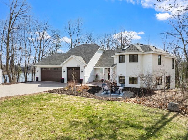 15255 Flag Avenue S, Prior Lake, MN 55372