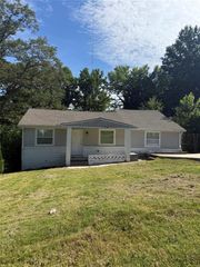 2191 Tiger Flowers Drive NW, Atlanta, GA 30314
