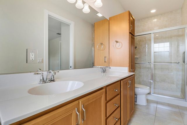 1043 Key Largo Street, Jupiter, FL 33458