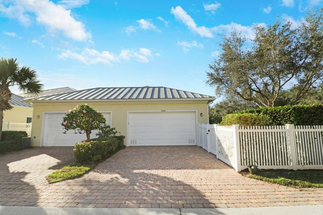 1043 Key Largo Street, Jupiter, FL 33458
