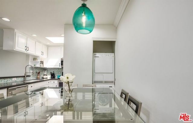1144 17th Street 11, Santa Monica, CA 90403