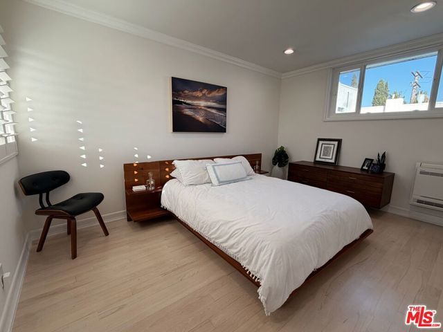 1144 17th Street 11, Santa Monica, CA 90403