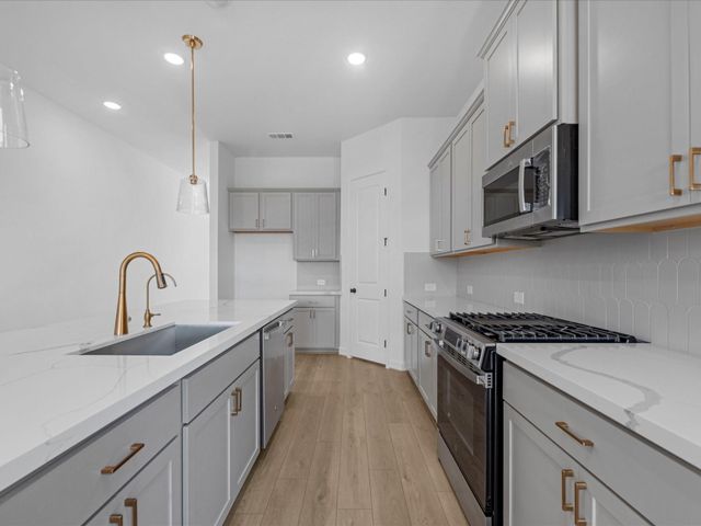 317 Redbud Ridge Drive, Brookshire, TX 77423