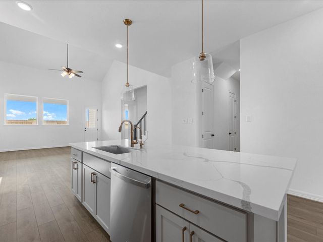 317 Redbud Ridge Drive, Brookshire, TX 77423