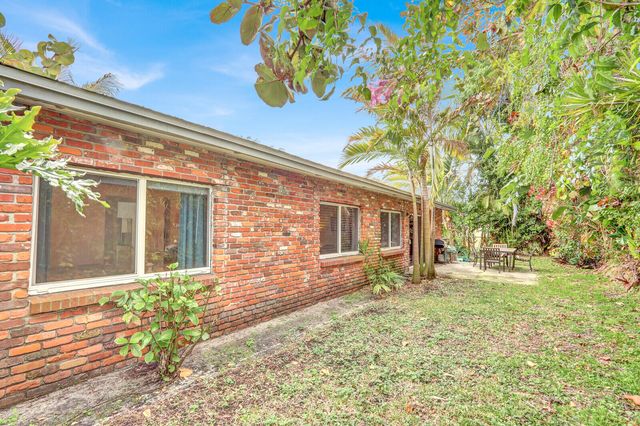 1831 Wheeler Road, North Palm Beach, FL 33408