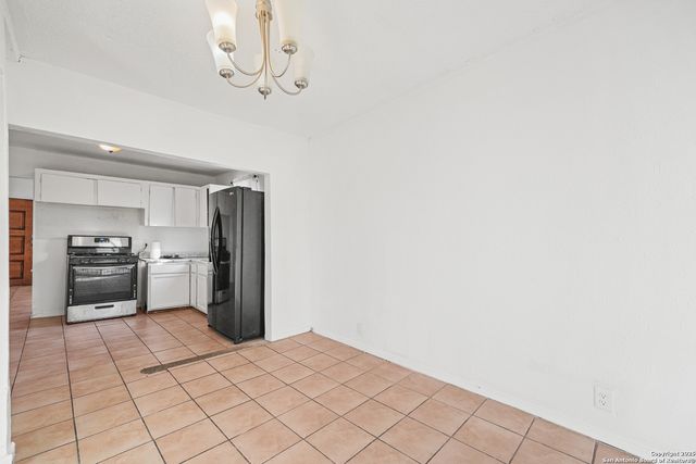 4410 Buena Vista, San Antonio, TX 78237