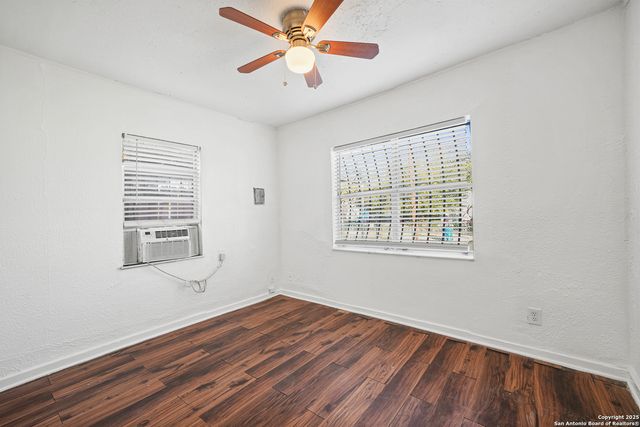 4410 Buena Vista, San Antonio, TX 78237