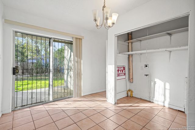 4410 Buena Vista, San Antonio, TX 78237