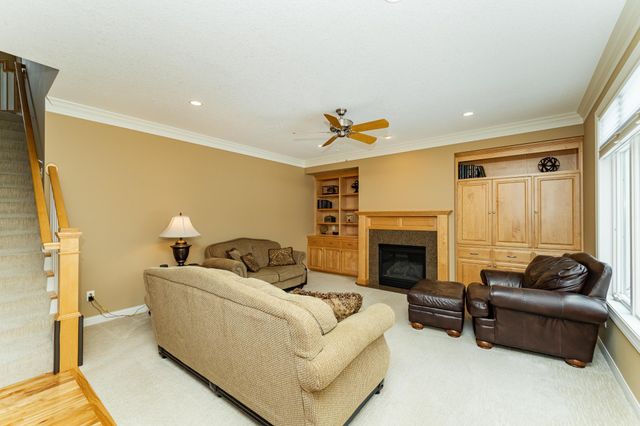 2053 Century View Lane NE, Rochester, MN 55906