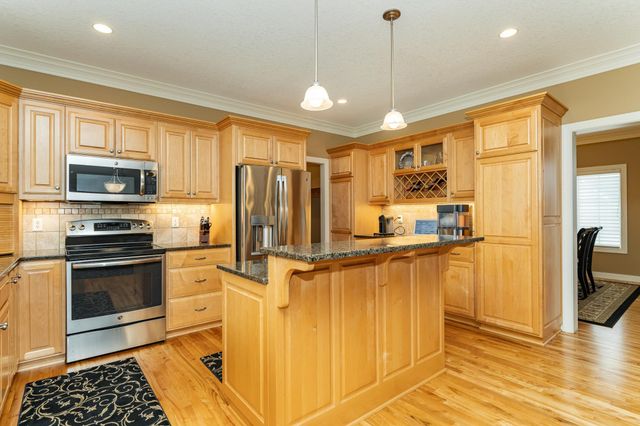 2053 Century View Lane NE, Rochester, MN 55906