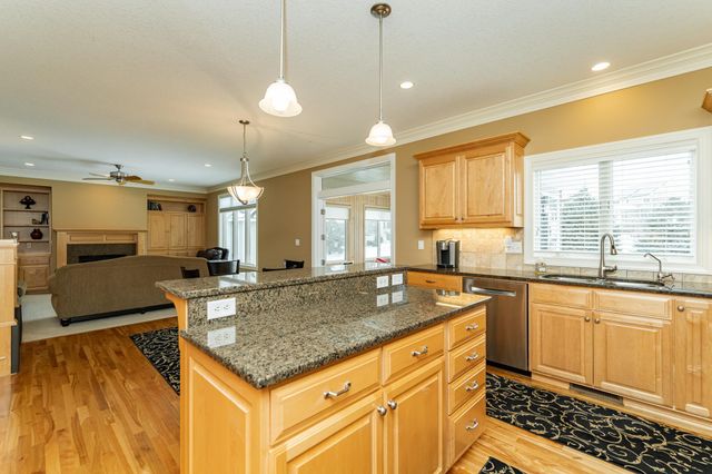 2053 Century View Lane NE, Rochester, MN 55906