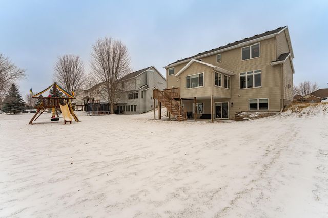 2053 Century View Lane NE, Rochester, MN 55906