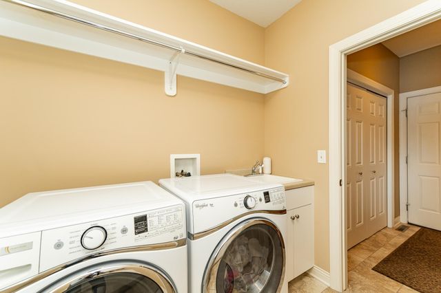 2053 Century View Lane NE, Rochester, MN 55906