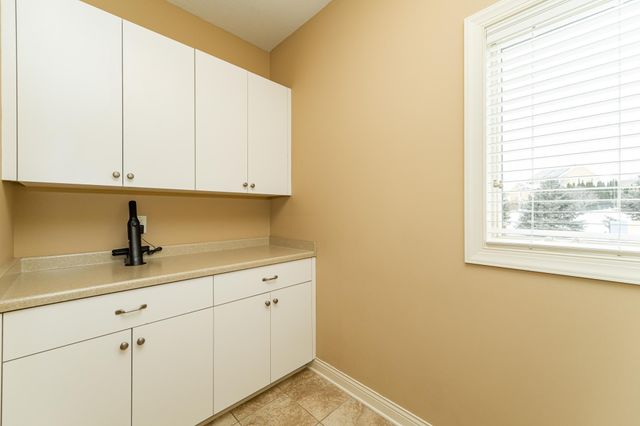 2053 Century View Lane NE, Rochester, MN 55906