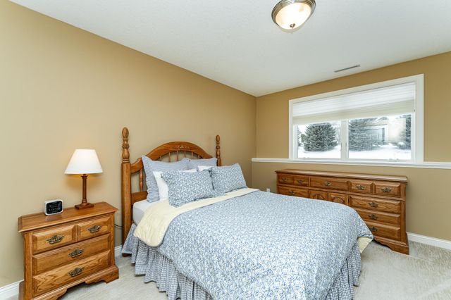 2053 Century View Lane NE, Rochester, MN 55906