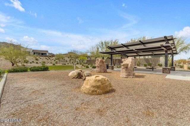 9746 S 12th St. Street, Phoenix, AZ 85042