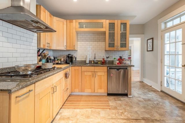 109 Chestnut 109, Waltham, MA 02453