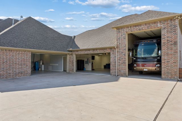 174 King Ranch Court, Fort Worth, TX 76108