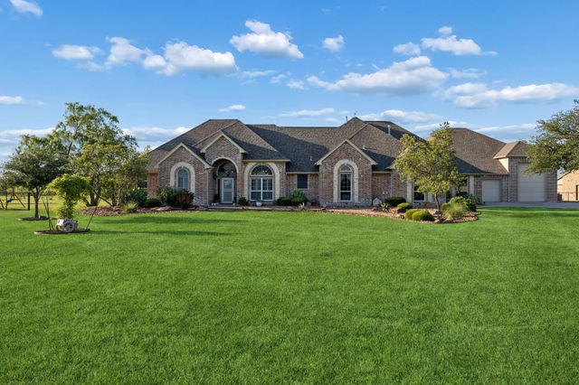 174 King Ranch Court, Fort Worth, TX 76108