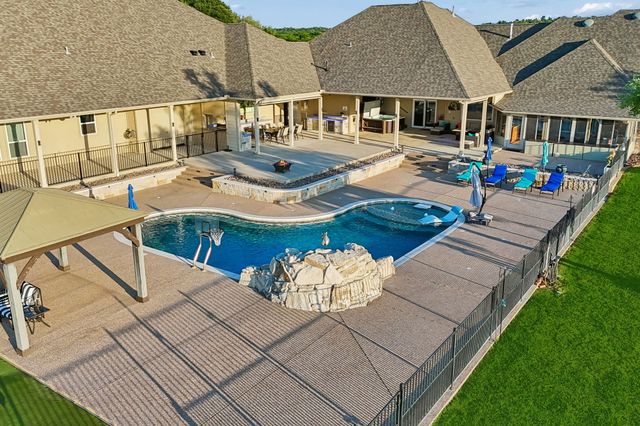 174 King Ranch Court, Fort Worth, TX 76108