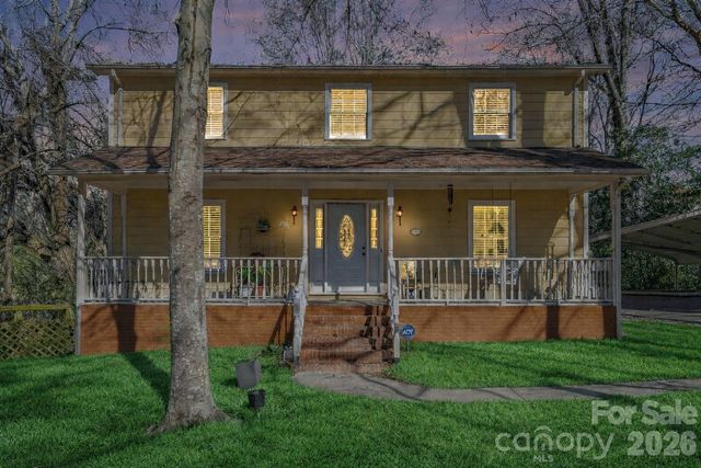 7144 CHAPPARALL Lane, Charlotte, NC 28215