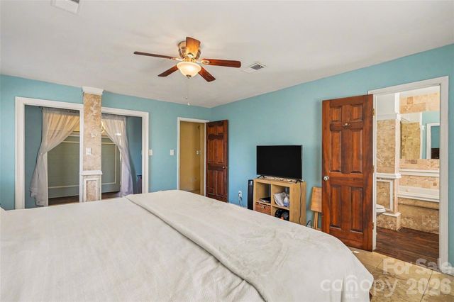 7144 CHAPPARALL Lane, Charlotte, NC 28215