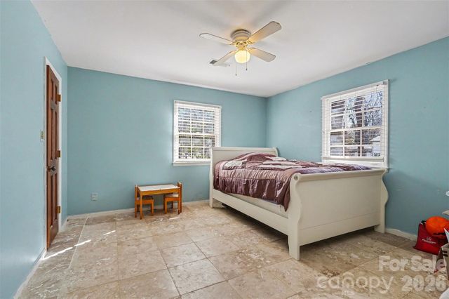 7144 CHAPPARALL Lane, Charlotte, NC 28215