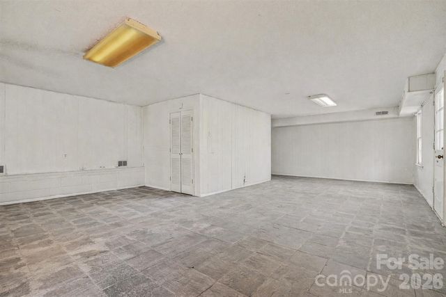 7144 CHAPPARALL Lane, Charlotte, NC 28215