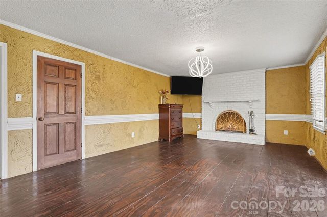 7144 CHAPPARALL Lane, Charlotte, NC 28215