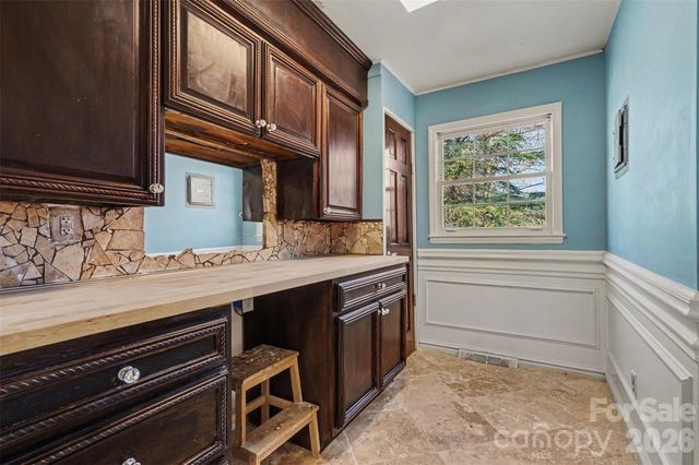 7144 CHAPPARALL Lane, Charlotte, NC 28215