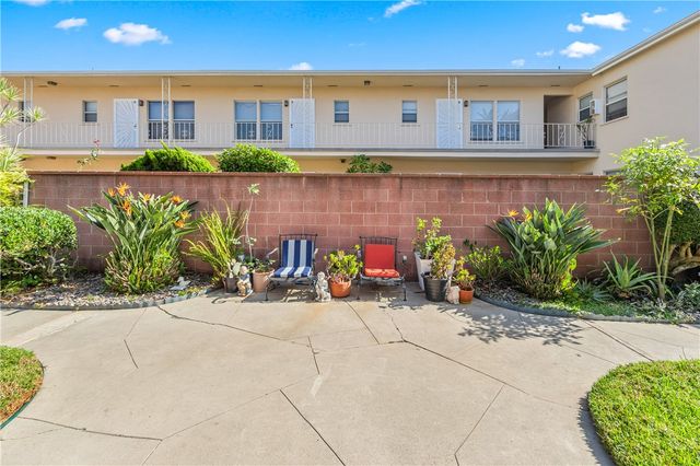1739 E Appleton 3, Long Beach, CA 90802