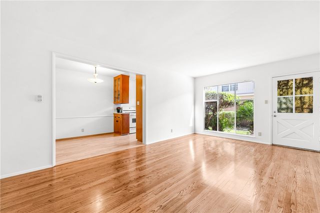 1739 E Appleton 3, Long Beach, CA 90802