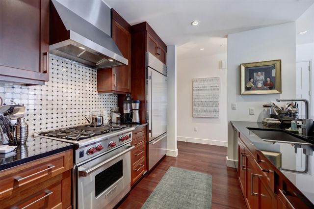 98 San Jacinto BLVD 1803, Austin, TX 78701