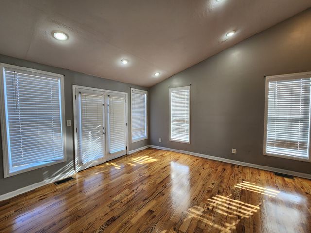 434 Meadowview Dr, Christiana, TN 37037