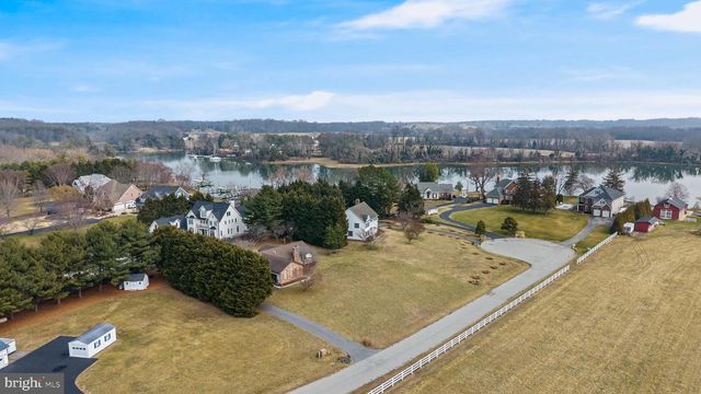 3975 ISLAND CREEK LN, Broomes Island, MD 20615
