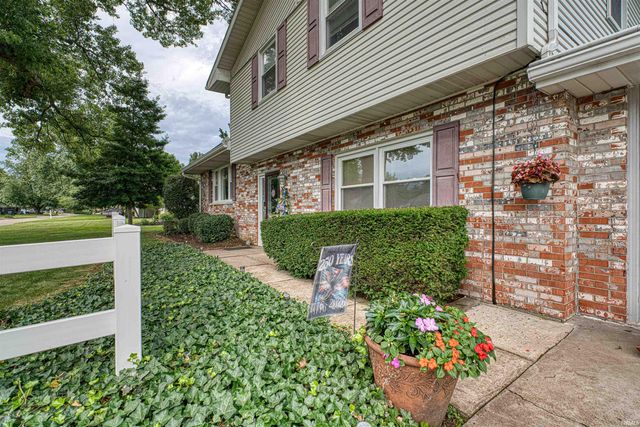 1415 Martin Lane, Evansville, IN 47715
