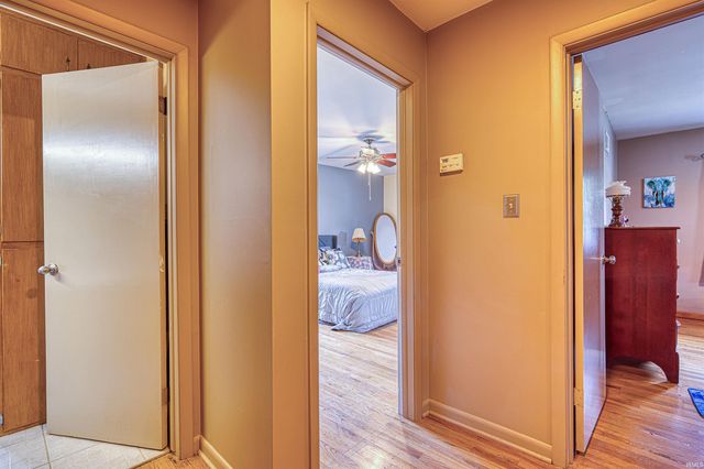 1415 Martin Lane, Evansville, IN 47715