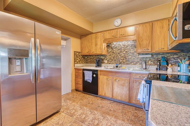 1415 Martin Lane, Evansville, IN 47715
