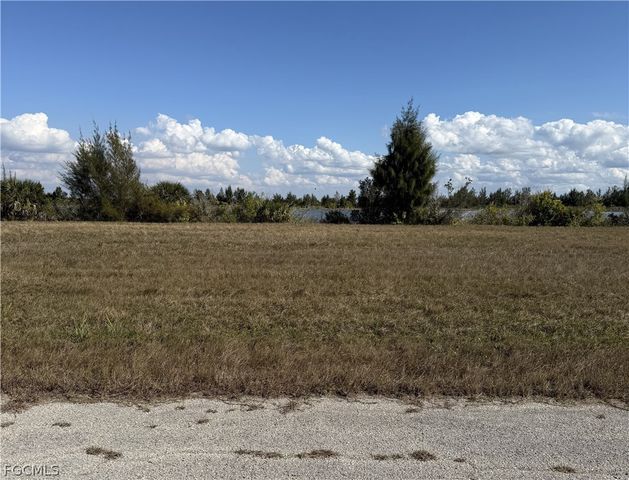 40 Thrush DR, Placida, FL 33946