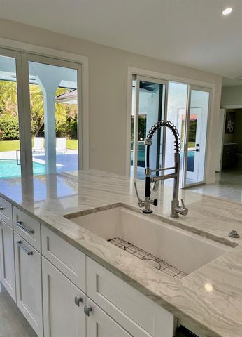 18457 SE Heritage Oaks Lane, Jupiter, FL 33469